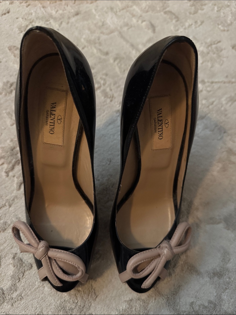 Valentino Black Patent Leather Pumps with Cream Bow Accent